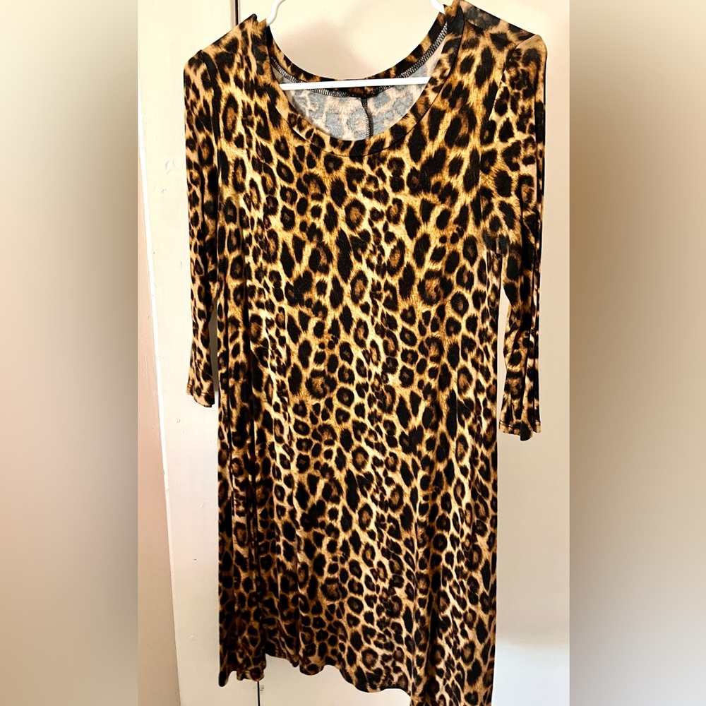 leopard print tunic dress - cute with leggings size M
